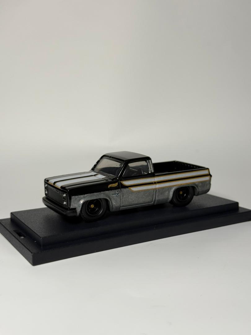 Hot Wheels Custom '83 Chevy Silverado Black Zamac Edition (SPECIAL EDITION)