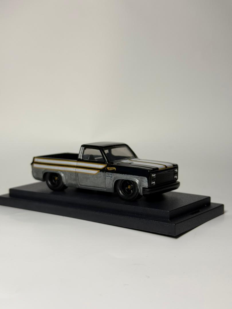 Hot Wheels Custom '83 Chevy Silverado Black Zamac Edition (SPECIAL EDITION)