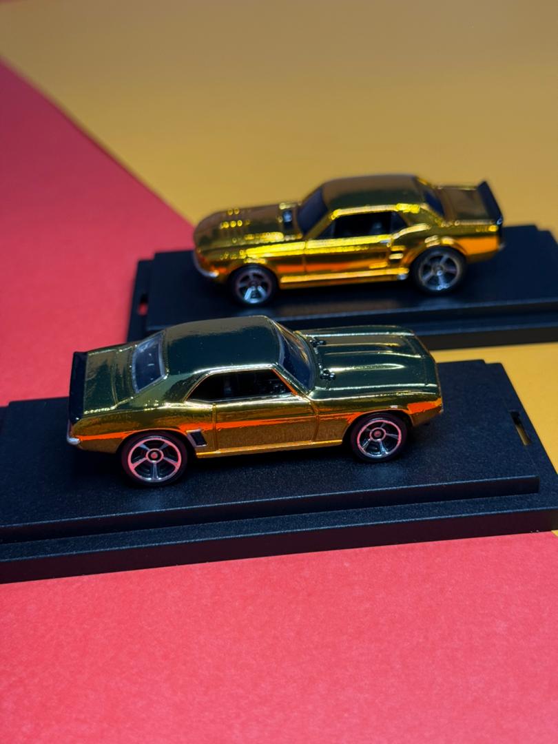 Hot Wheels Special Combo Edition 69'Camaro / 67'Mustang GoldOrange Spectraflame