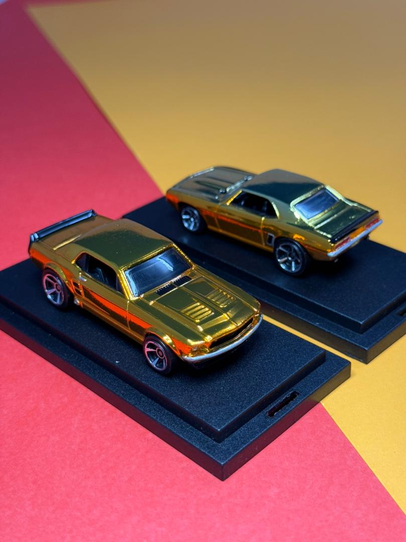 Hot Wheels Special Combo Edition 69'Camaro / 67'Mustang GoldOrange Spectraflame