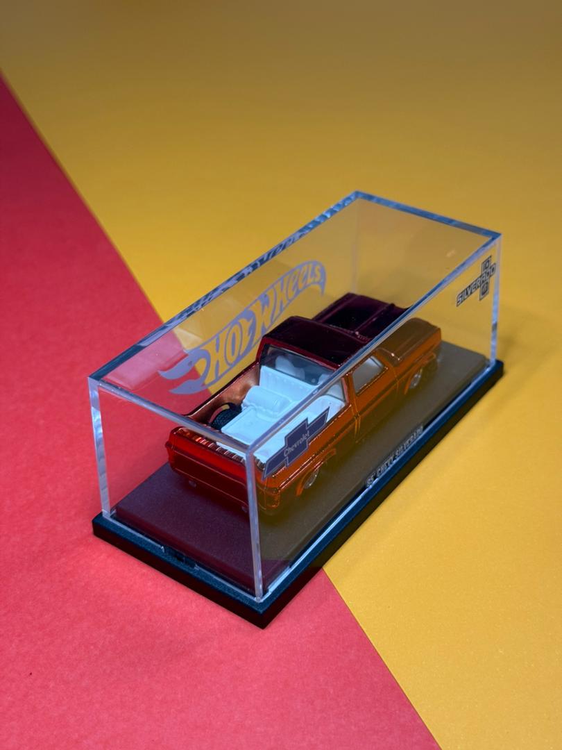 Hot Wheels Custom '83 Chevy Silverado Special RedmixOrange Spectraflame