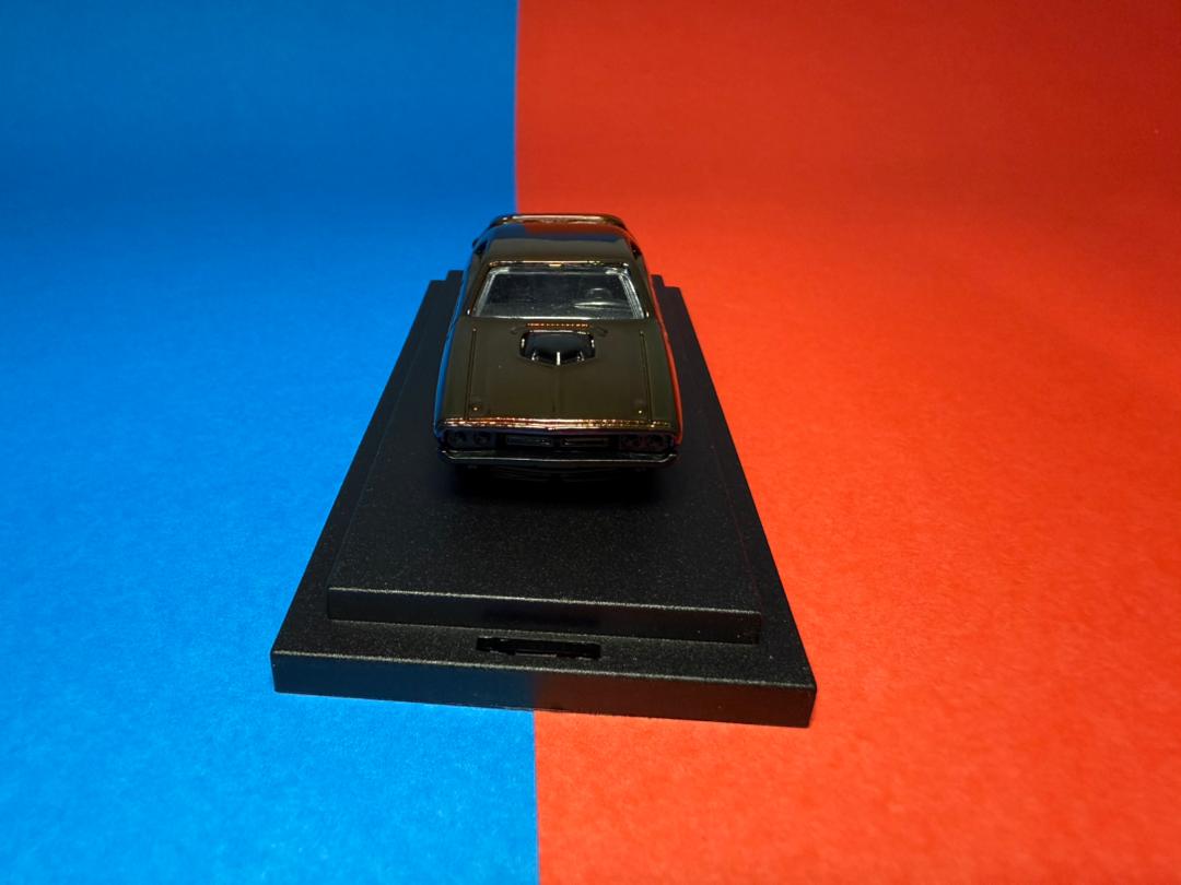 Hot Wheels Custom Dodge Hemi Challenger Two Tone Spectraflame (1 of 1 EDITION)