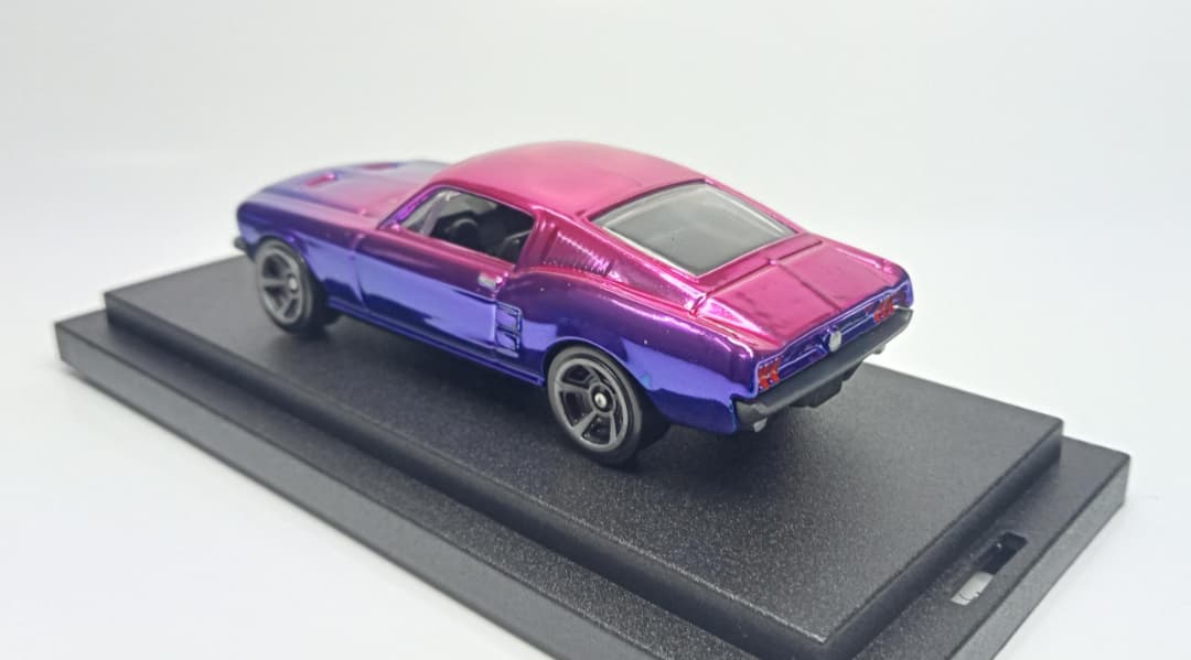 Hot Wheels '67 Ford Mustang Coupe Custom Spectraflame 2Tone FlamingoPinkBlue