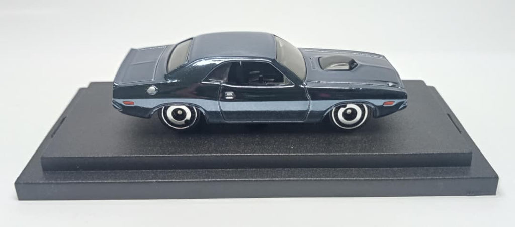 Hot Wheels Custom '70 Dodge Hemi Challenger Spectraflame BlackBlue 1 of 1 ONLY
