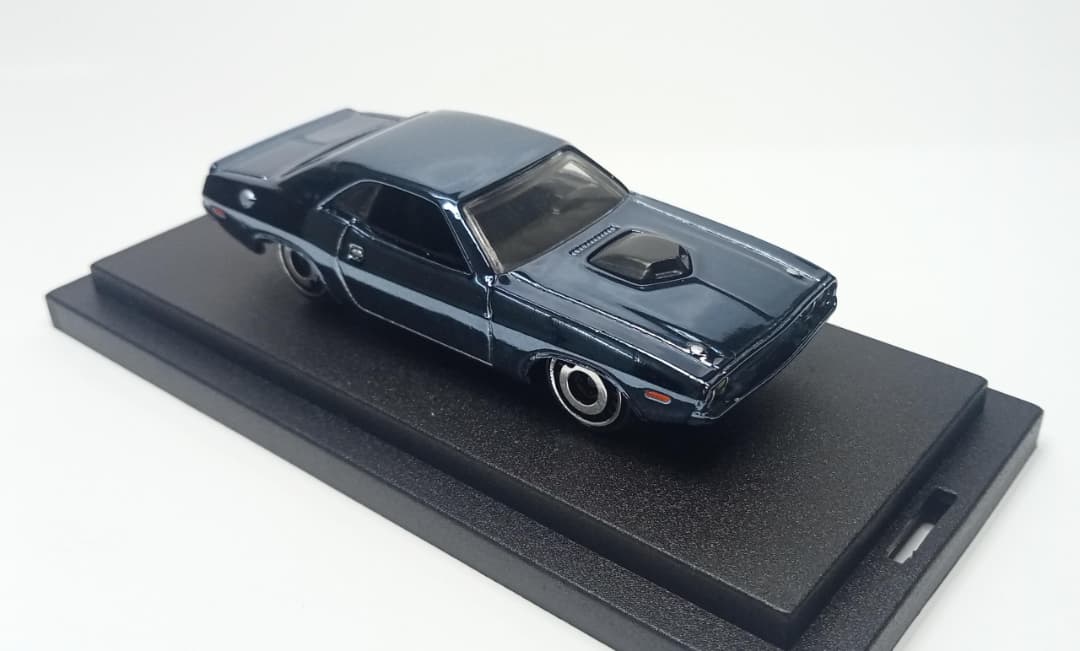 Hot Wheels Custom '70 Dodge Hemi Challenger Spectraflame BlackBlue 1 of 1 ONLY