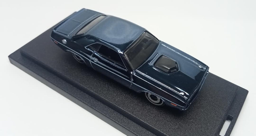 Hot Wheels Custom '70 Dodge Hemi Challenger Spectraflame BlackBlue 1 of 1 ONLY