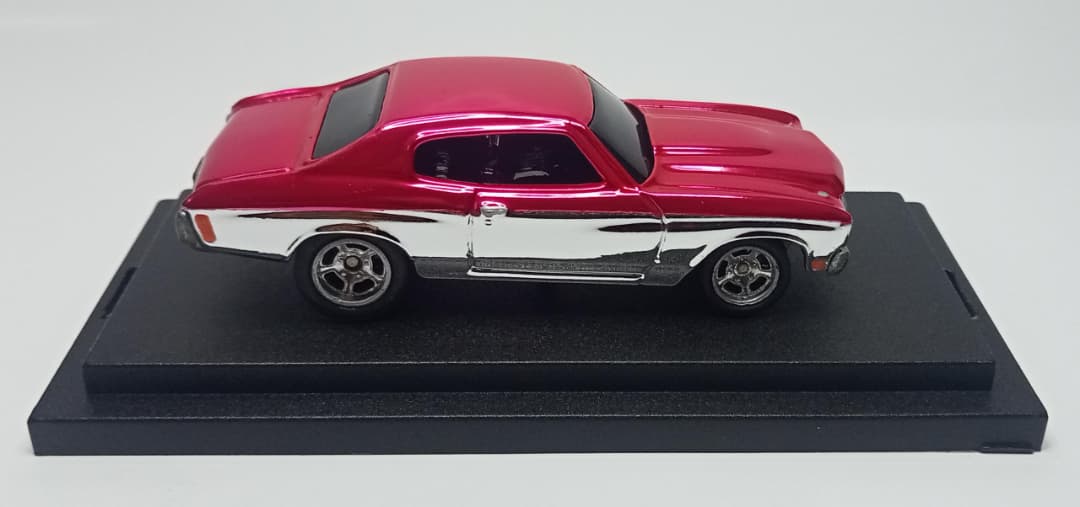 Hot Wheels Custom '70 Chevelle SS Rubber Wheels Spectraflame 2tone PinkChrome