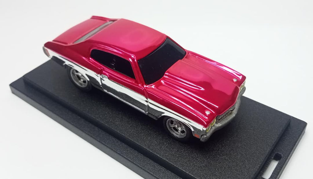 Hot Wheels Custom '70 Chevelle SS Rubber Wheels Spectraflame 2tone PinkChrome