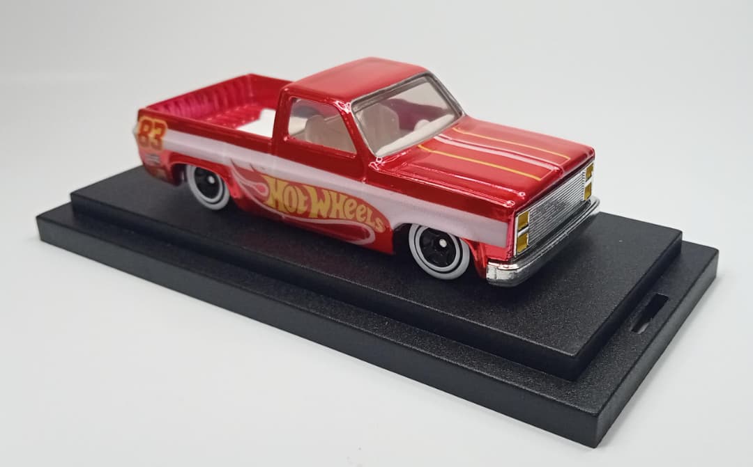 HotWheels Custom '83 Chevy Silverado HW Racing Design Spectraflame Pink 1 of 1