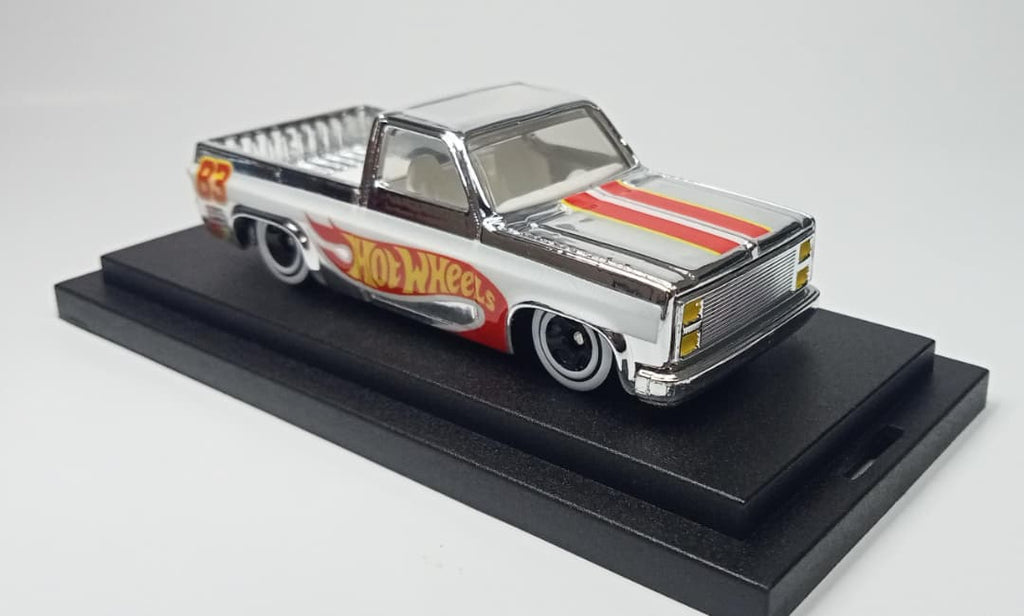 Hot Wheels Custom '83 Chevy Silverado HW Racing Design Chrome Mirror
